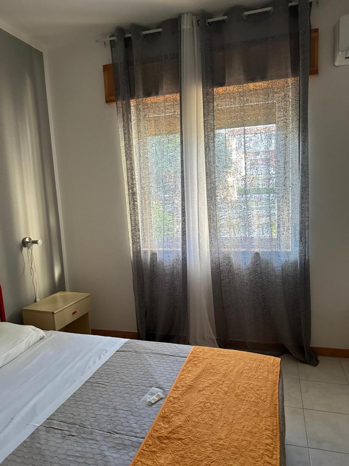 Residence Li Cylentos Hotel Il Villaggio Policastro Scario A 2 Passi Dal Mare Policastro Bussentino Exterior foto