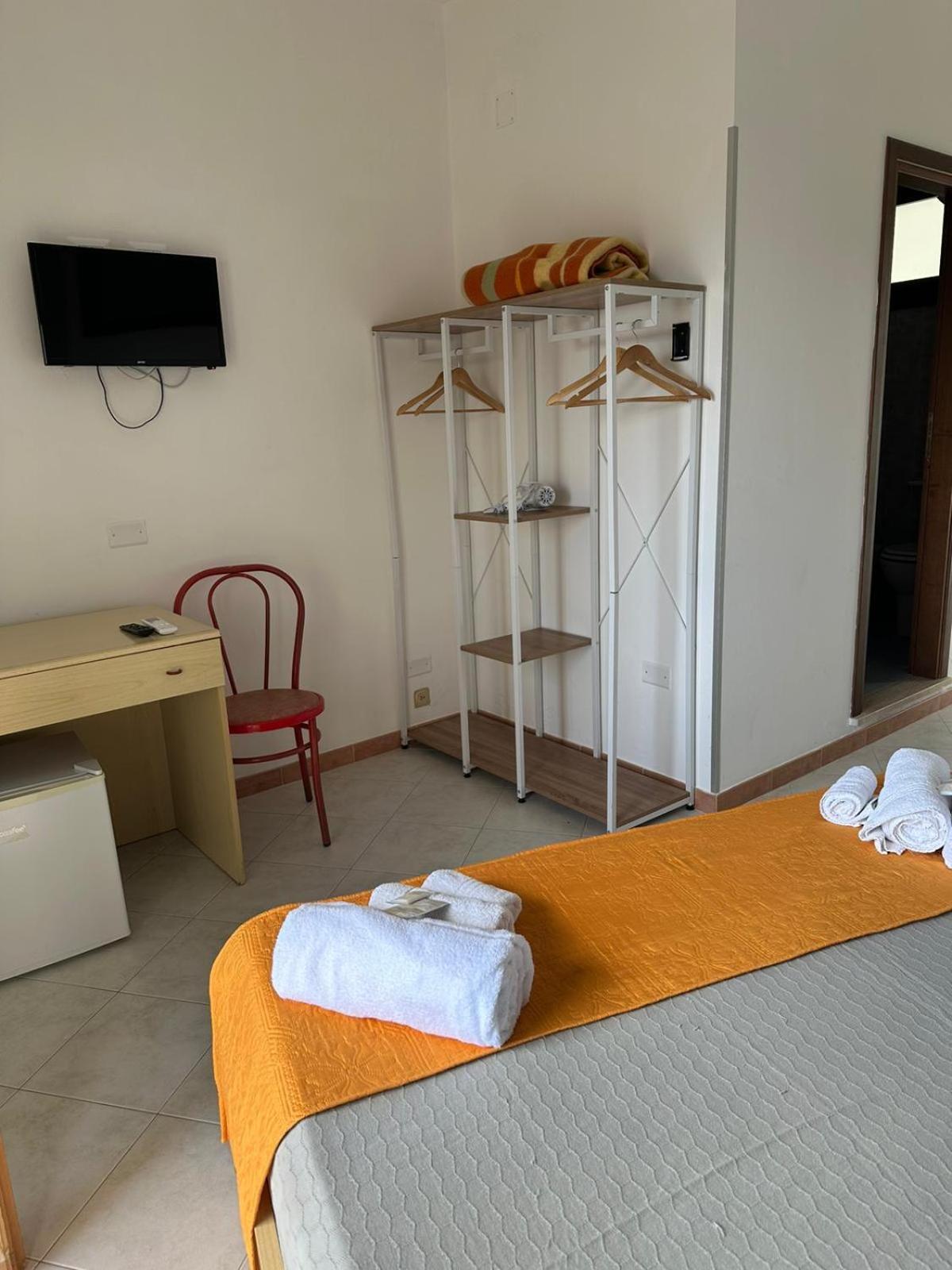 Residence Li Cylentos Hotel Il Villaggio Policastro Scario A 2 Passi Dal Mare Policastro Bussentino Exterior foto