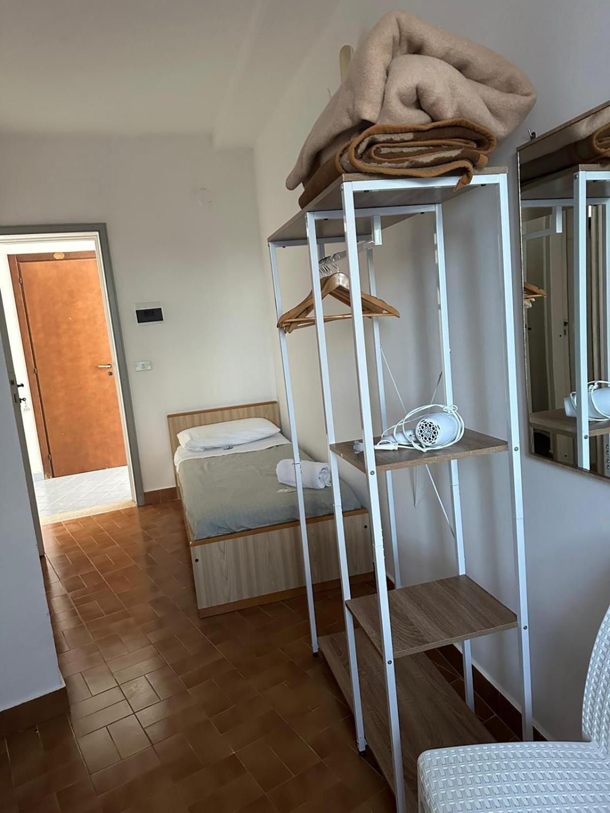 Residence Li Cylentos Hotel Il Villaggio Policastro Scario A 2 Passi Dal Mare Policastro Bussentino Exterior foto