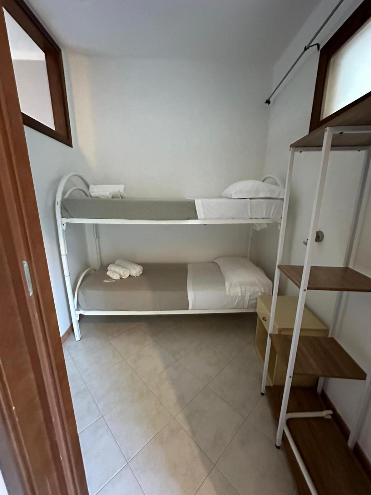 Residence Li Cylentos Hotel Il Villaggio Policastro Scario A 2 Passi Dal Mare Policastro Bussentino Exterior foto