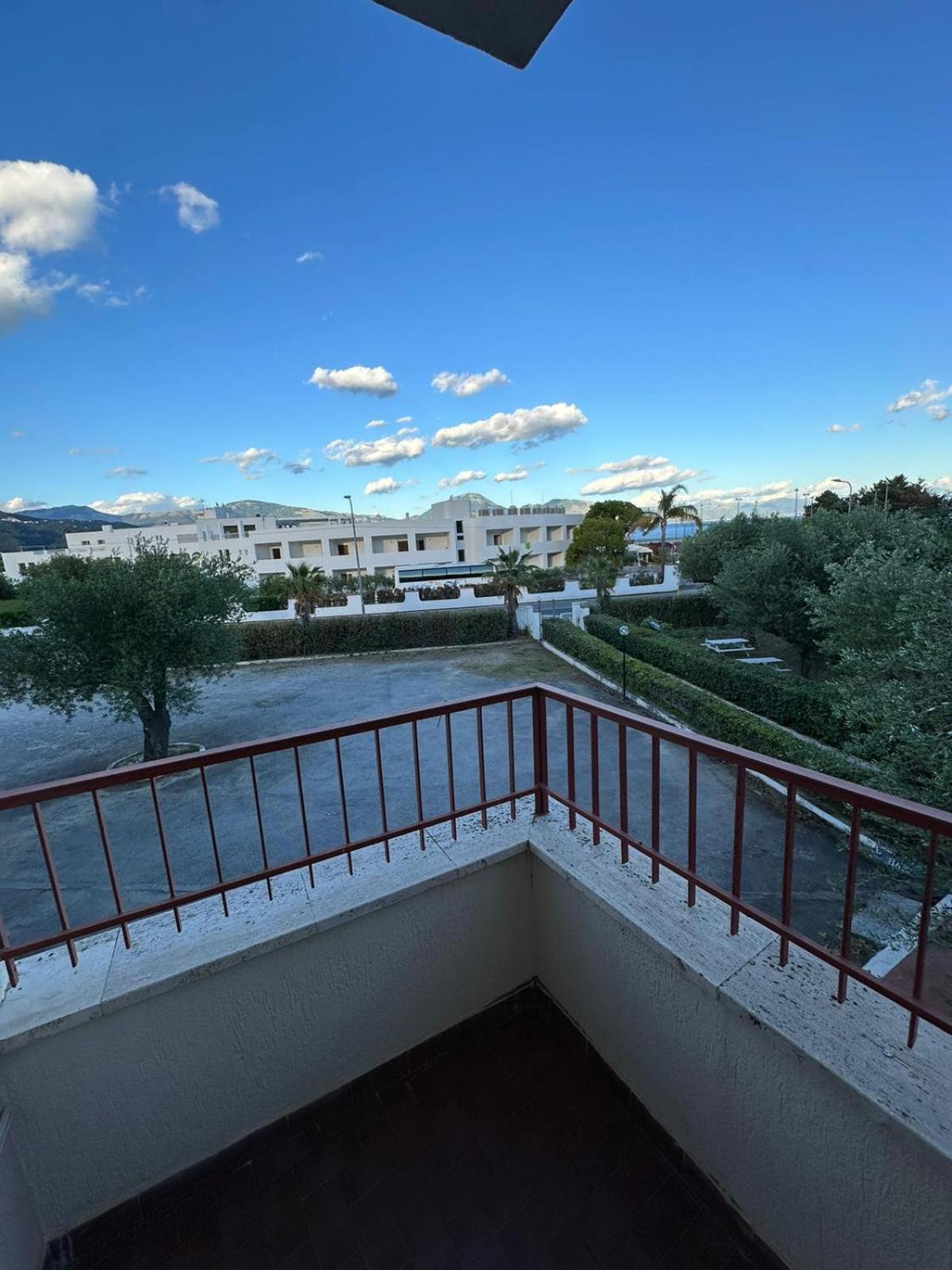 Residence Li Cylentos Hotel Il Villaggio Policastro Scario A 2 Passi Dal Mare Policastro Bussentino Exterior foto